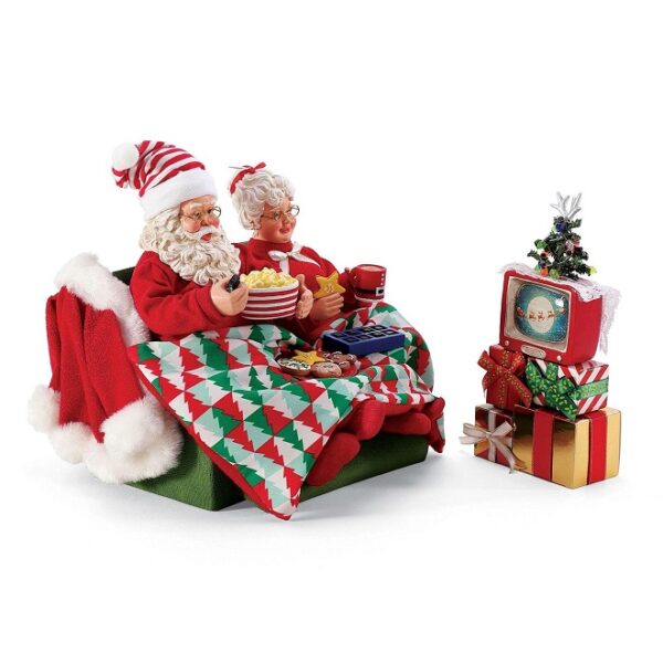 Binge Watching Santa And Mrs Claus Clothtique Sculpture Possible Dreams Phag 2856